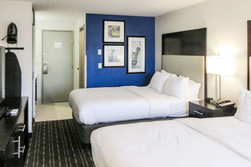 Comfort Inn & Suites Tigard Near Washington Square Phòng bức ảnh